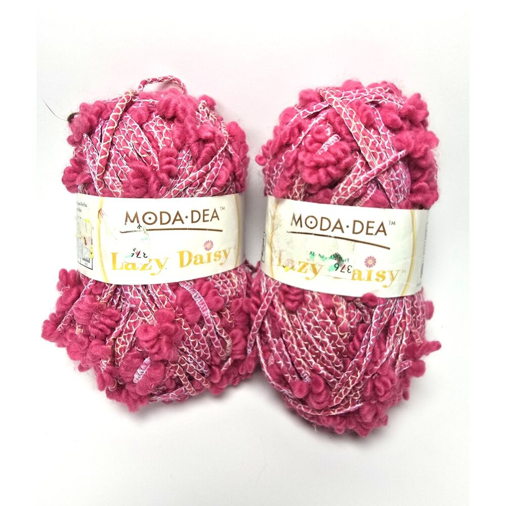Moda-Dea Pink Yarn Skeins Bubblegum Lot of 2  Acrylic Rated 4 Textured Novelty